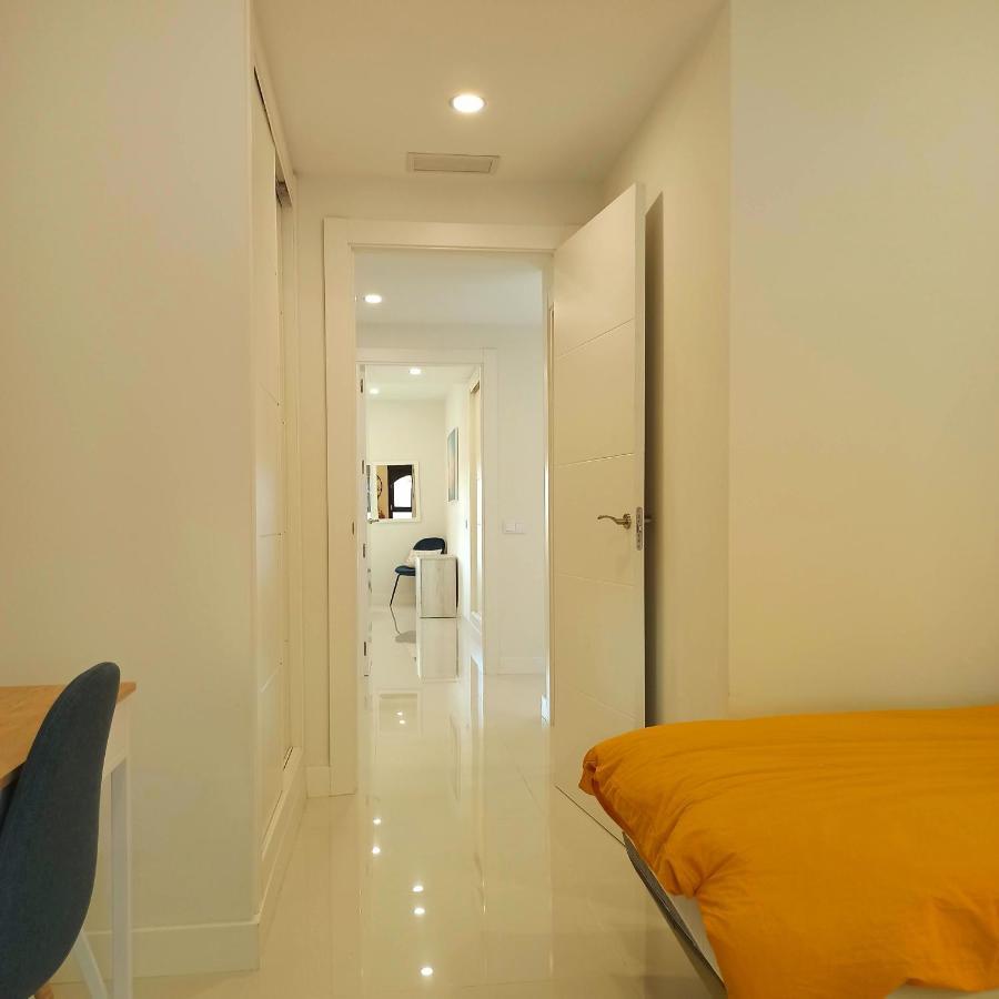 La Paloma Beach Apartment With Pool By Casa Del Sol Hr Manilva Εξωτερικό φωτογραφία