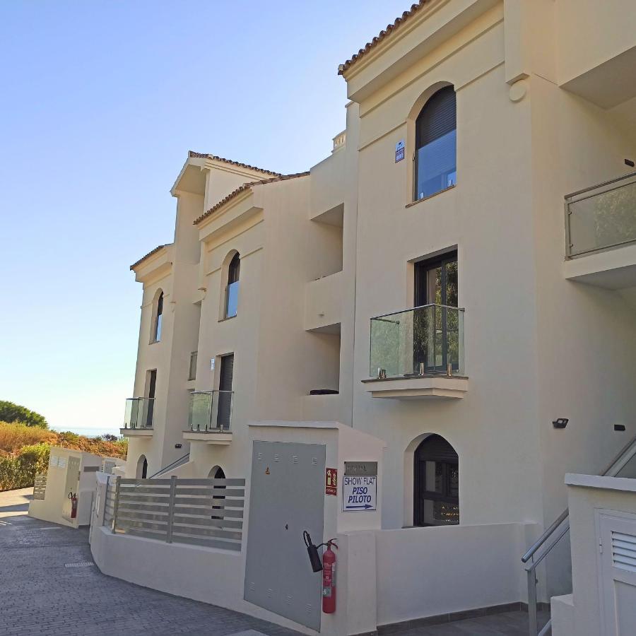 La Paloma Beach Apartment With Pool By Casa Del Sol Hr Manilva Εξωτερικό φωτογραφία