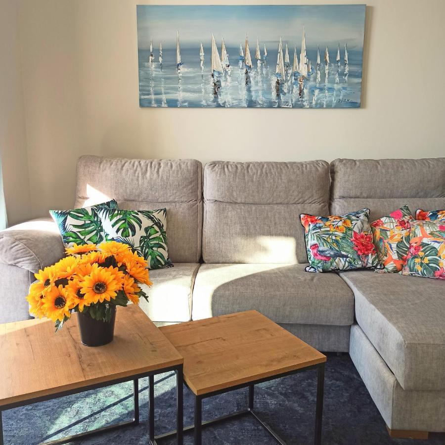 La Paloma Beach Apartment With Pool By Casa Del Sol Hr Manilva Εξωτερικό φωτογραφία