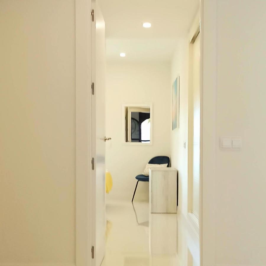 La Paloma Beach Apartment With Pool By Casa Del Sol Hr Manilva Εξωτερικό φωτογραφία